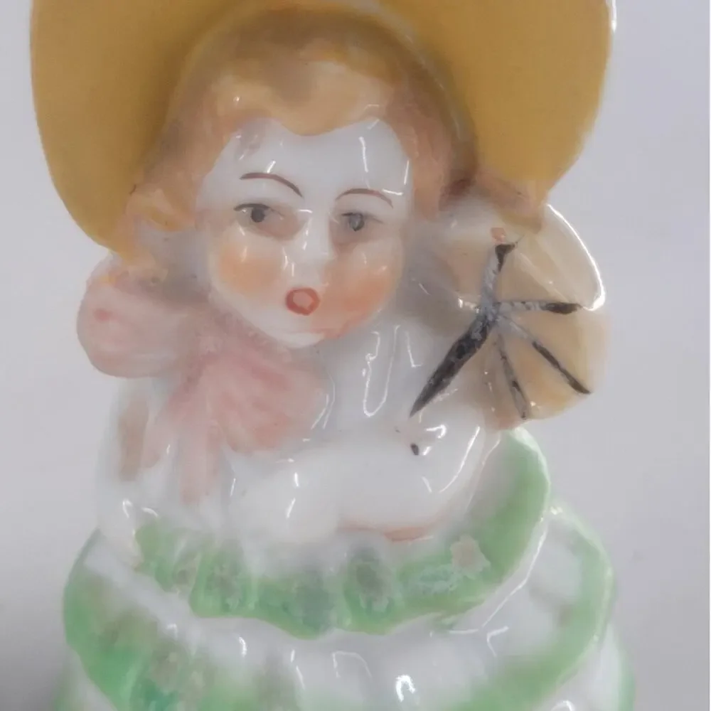 Coquette Porcelain Salt Pepper Shakers Bonnet Parasol Twin Lolita Vintage Ladies
